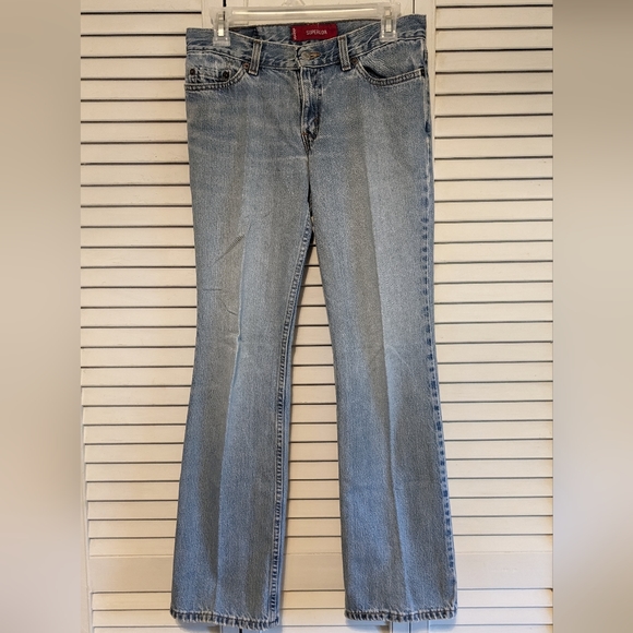 Levi's Denim - Vintage Levi's 518 Light Wash Superlow Rise Jean Women's size 4